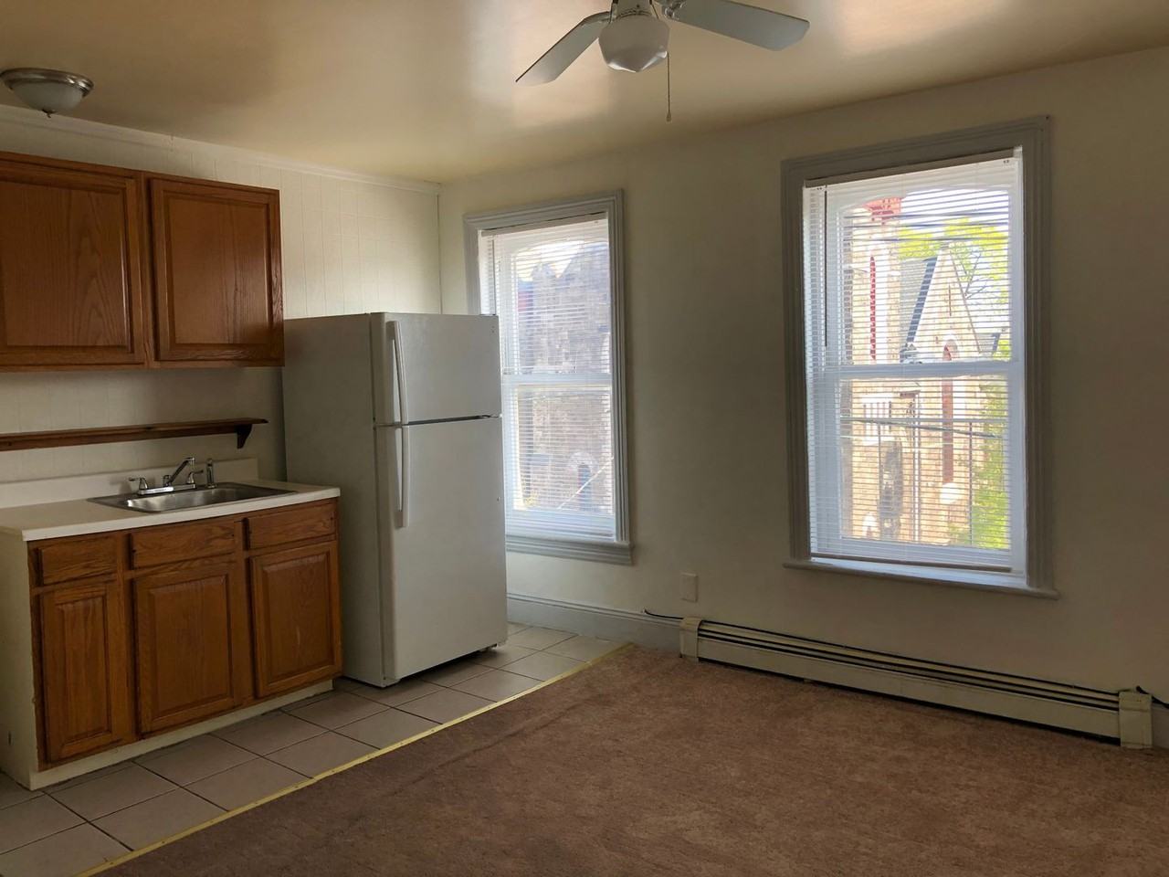 272 Hamilton Ave - Photo 3 of 8