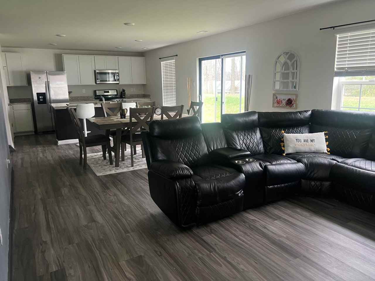 6096 Deborah Dr - Photo 2 of 15