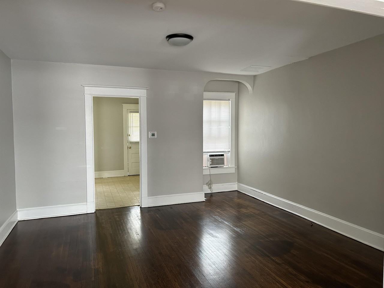 652 Virginia Ave #652 - Photo 3 of 15