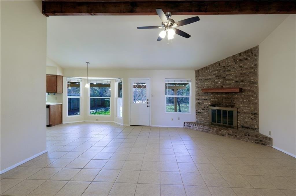 507 Riverwood Dr - Photo 3 of 8