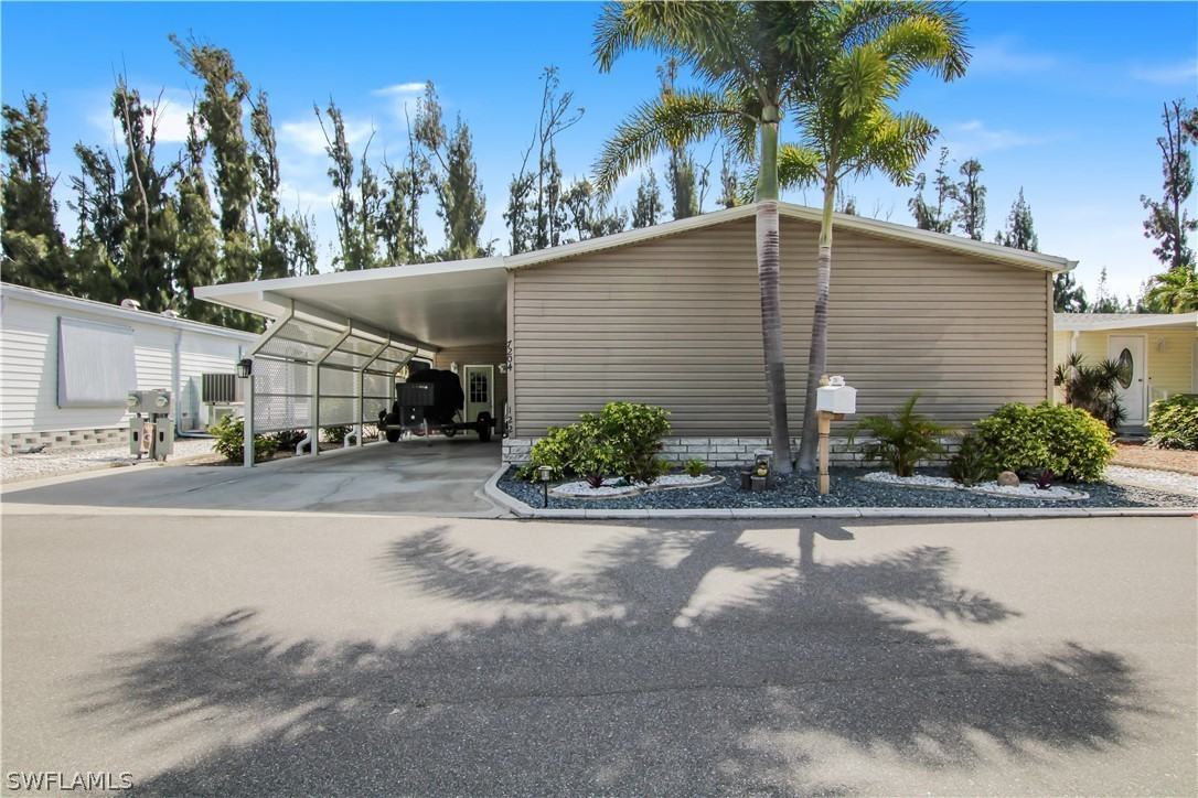 7204 Drum Dr - Photo 3 of 43