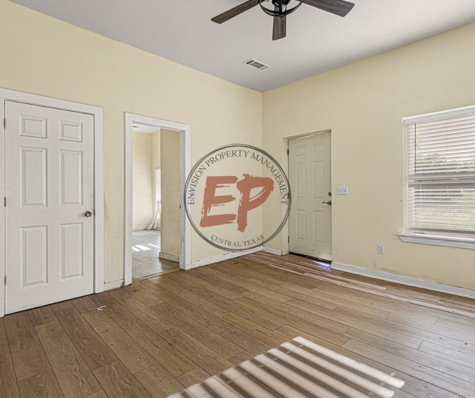 301 N Guadalupe St #1 - Photo 5 of 20