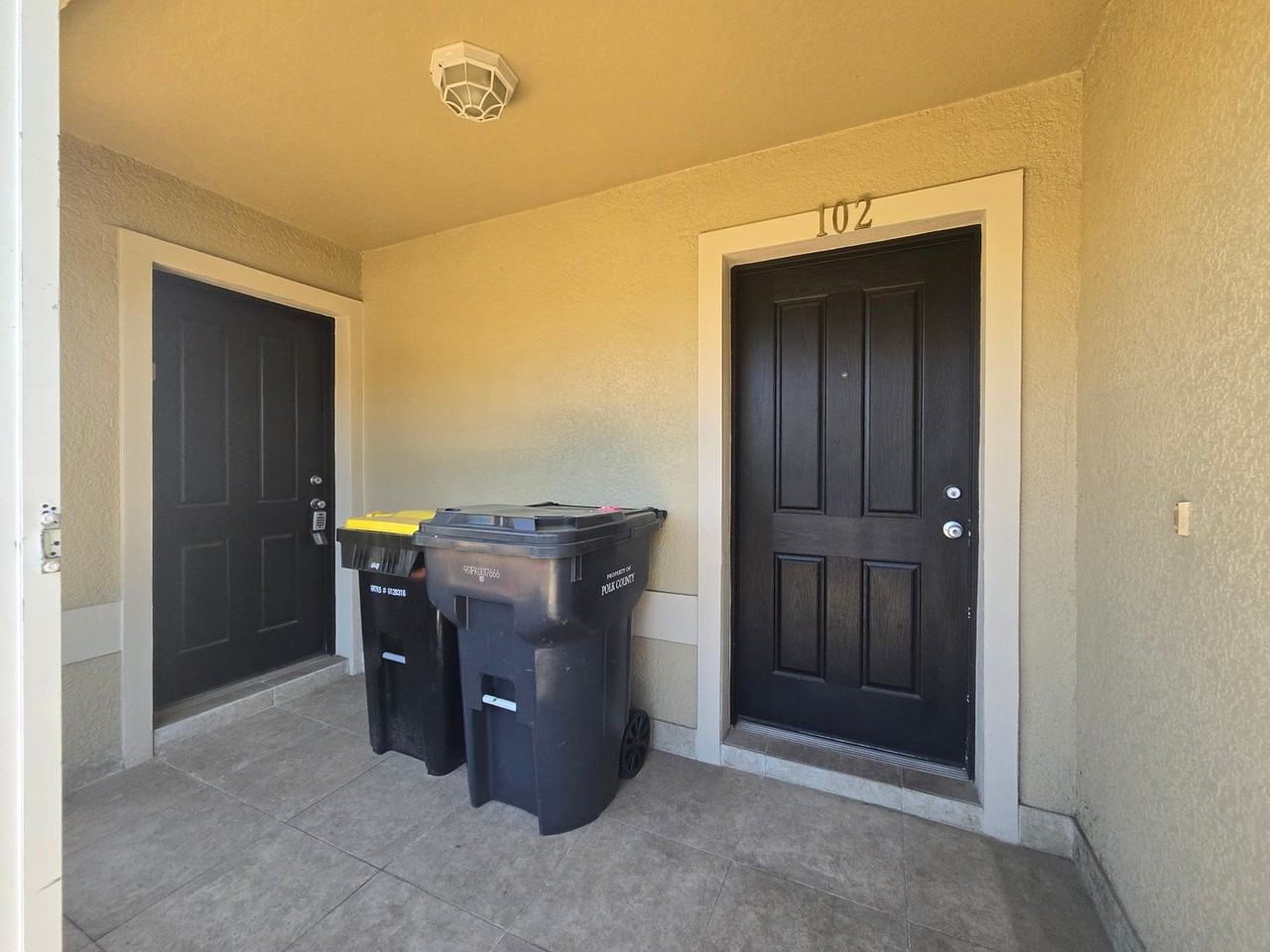 102 Monroe Cir - Photo 4 of 30