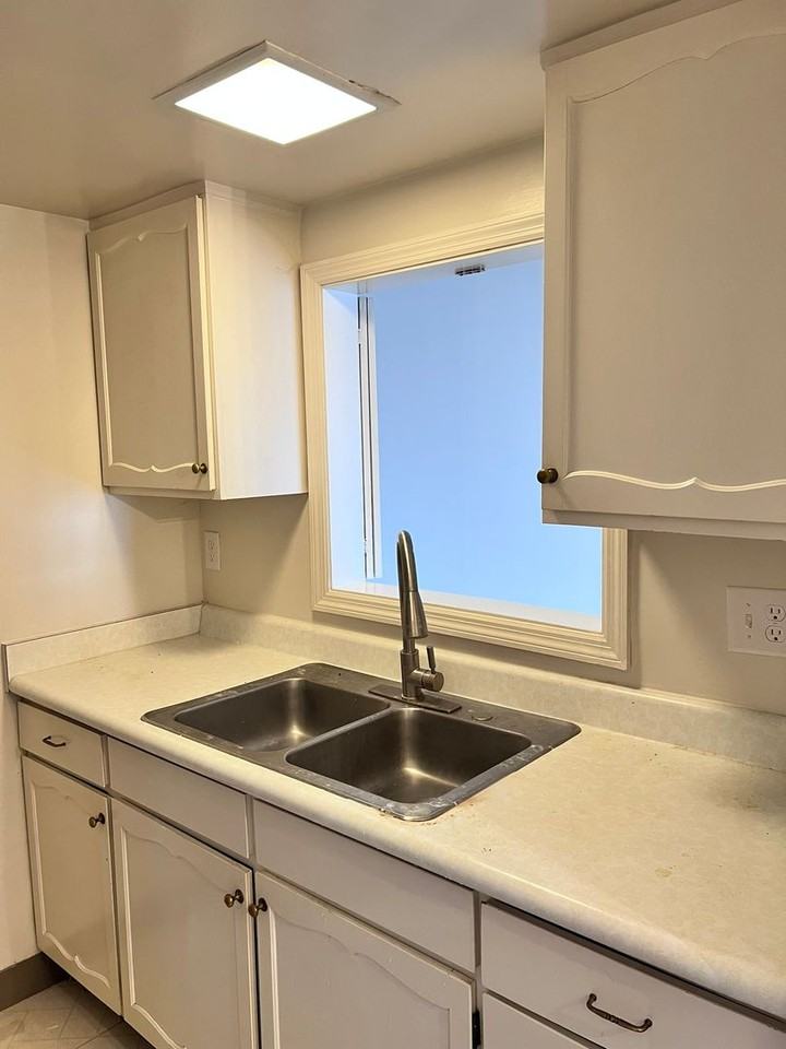 2818 Erie - Photo 6 of 50