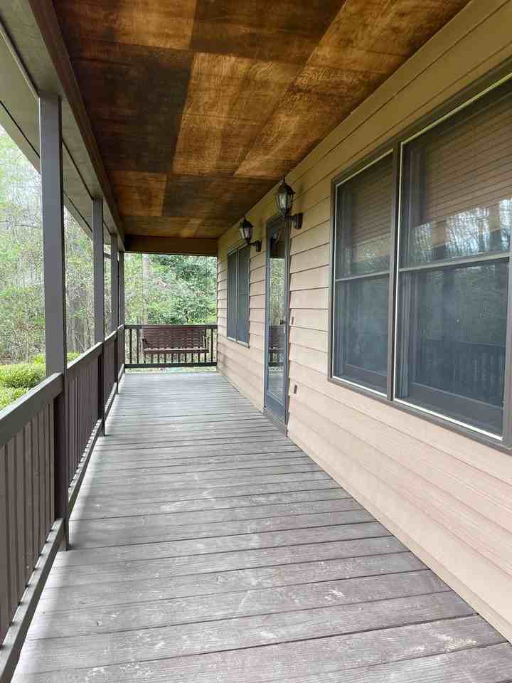 436 W Bowman Ave - Photo 3 of 33