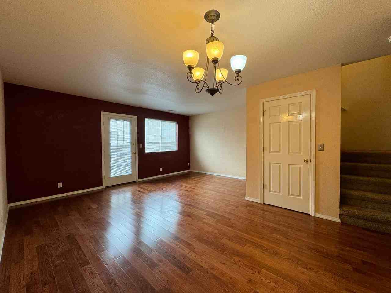 310 Ne Terry Ln #3C - Photo 4 of 12