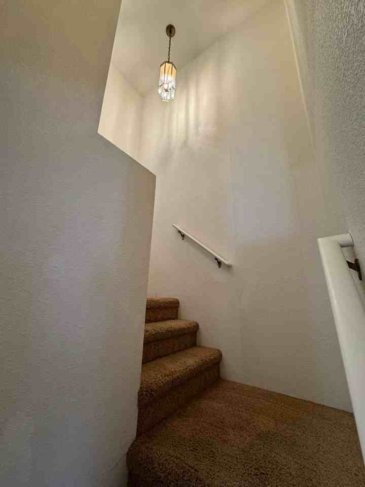 310 Ne Terry Ln #3C - Photo 7 of 12
