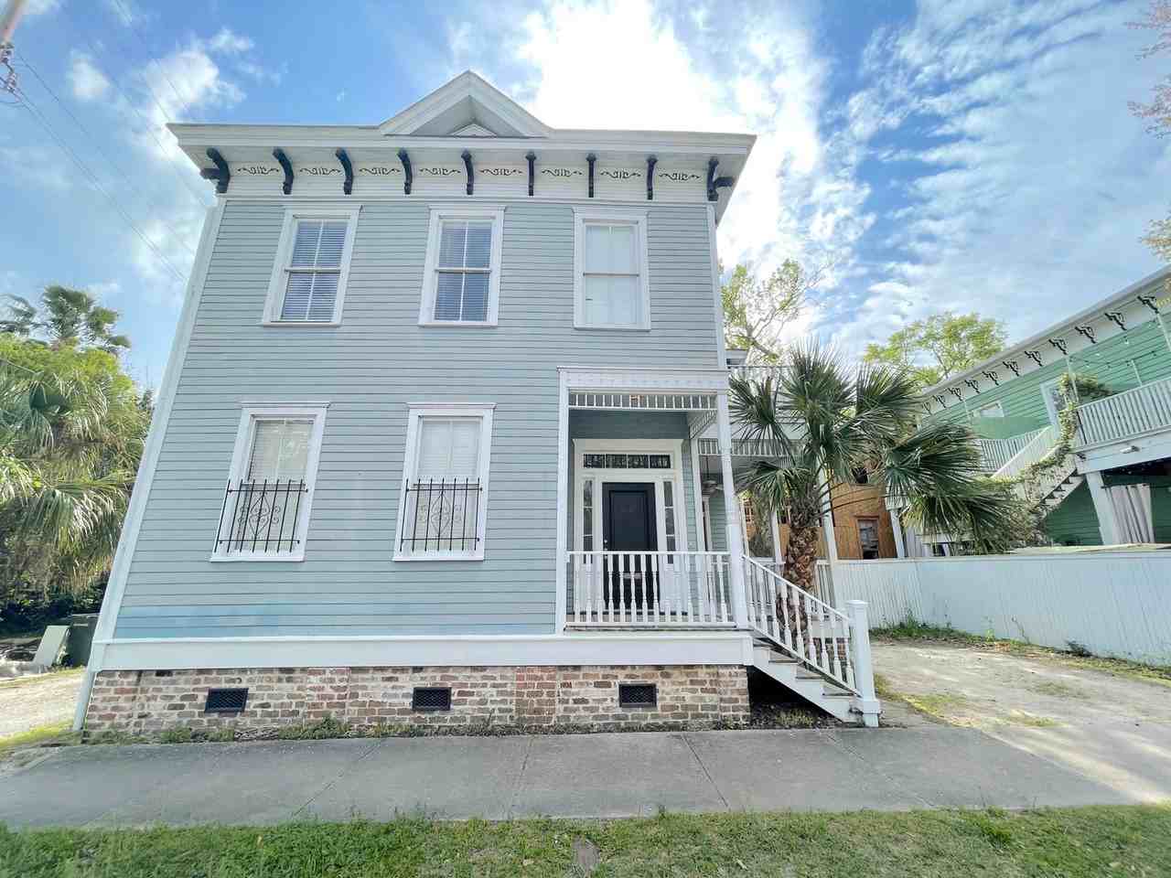 1012 Lincoln St - Photo 2 of 21