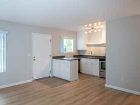 11 South Knoll Road - Photo 1 of 1