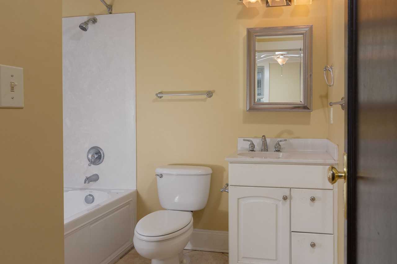 The Senate Club - Photo 6 of 37