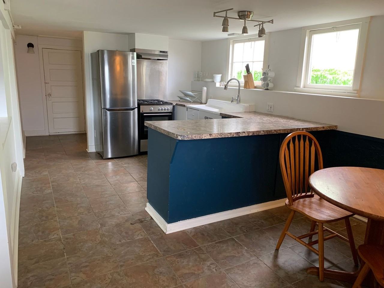 3515 Meridian Ave N #B - Photo 7 of 19