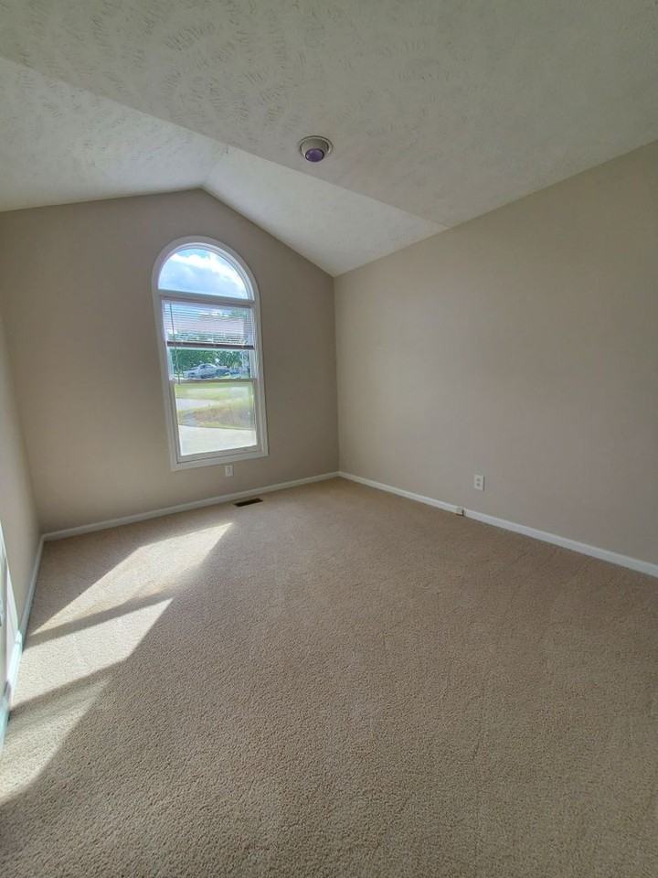 700 Megan Ct - Photo 7 of 14