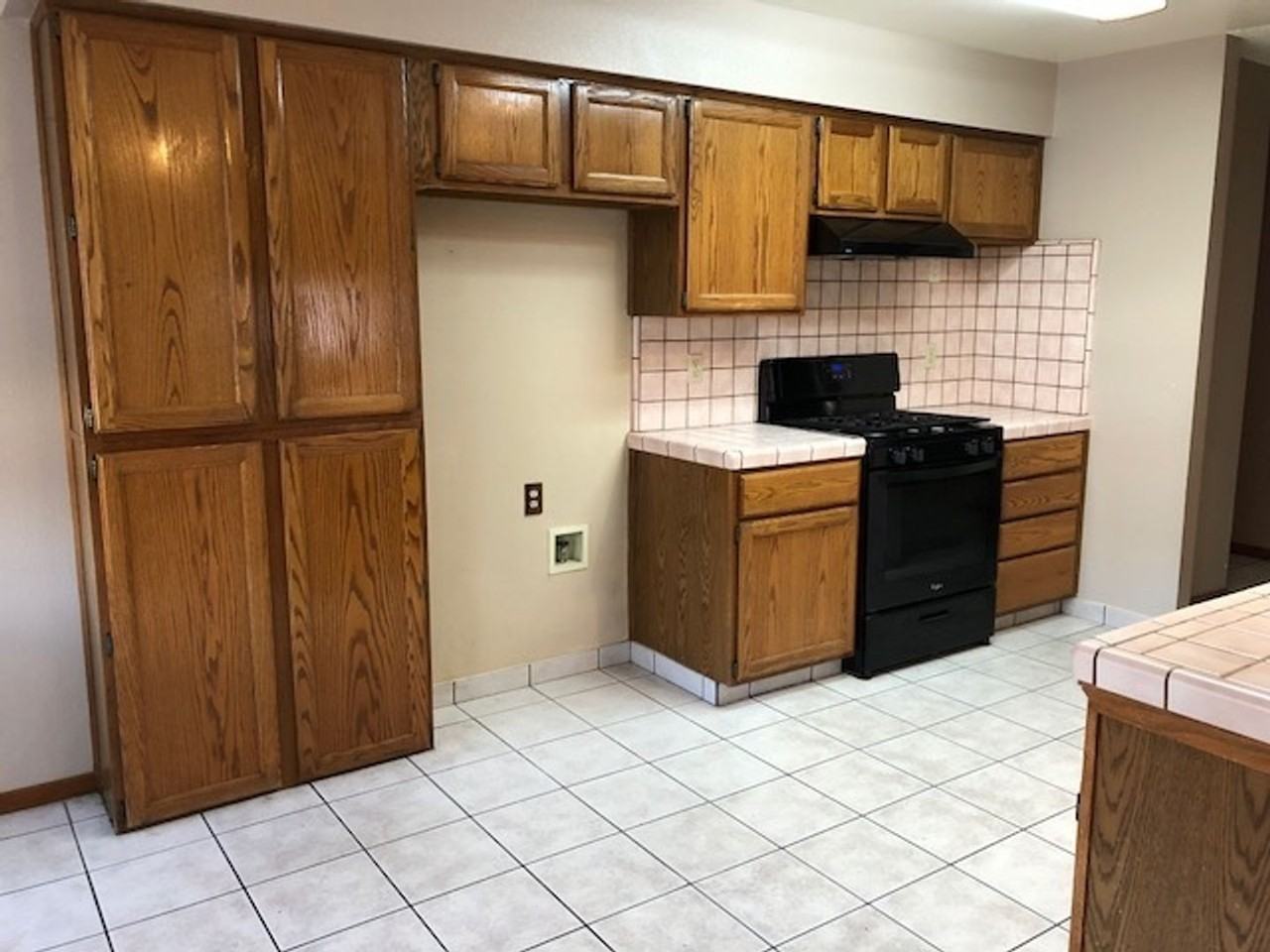 980 Lakewood Dr - Photo 7 of 16