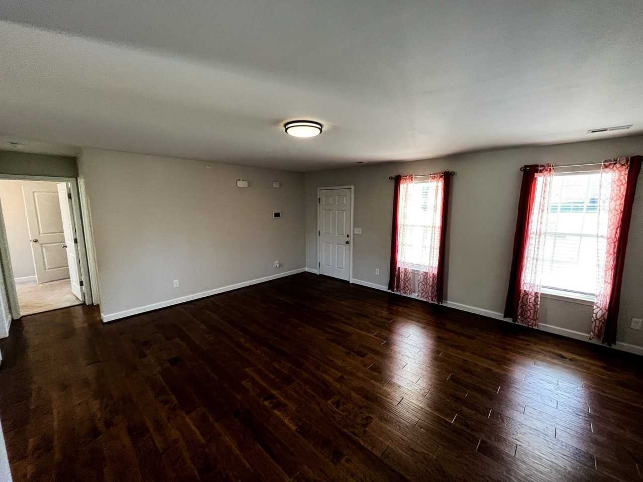 3225 Ridgewood Place Dr - Photo 4 of 24