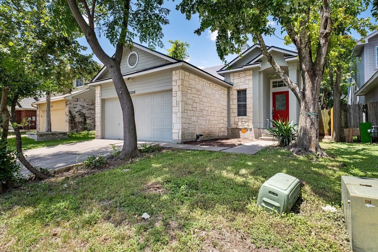 21216 Derby Day Ave - Photo 3 of 27