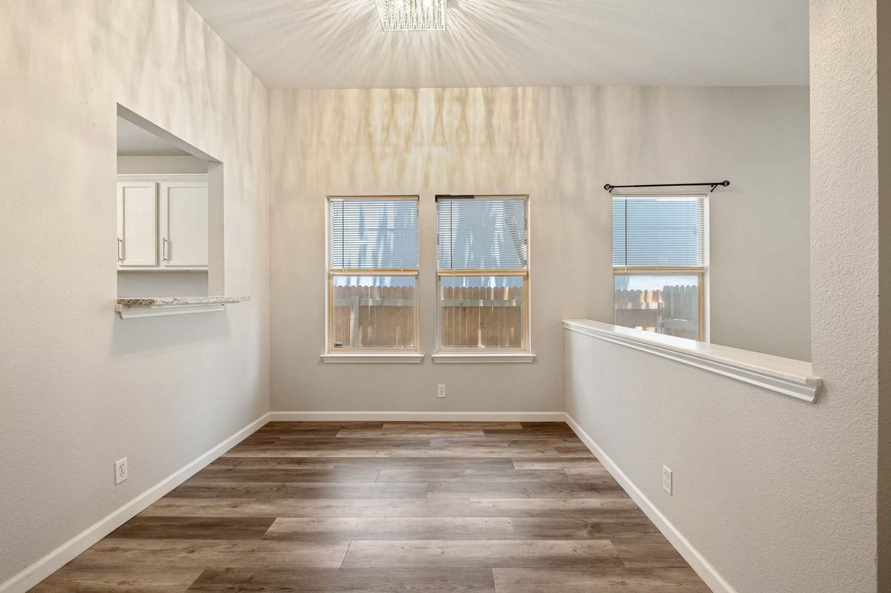 21216 Derby Day Ave - Photo 7 of 27
