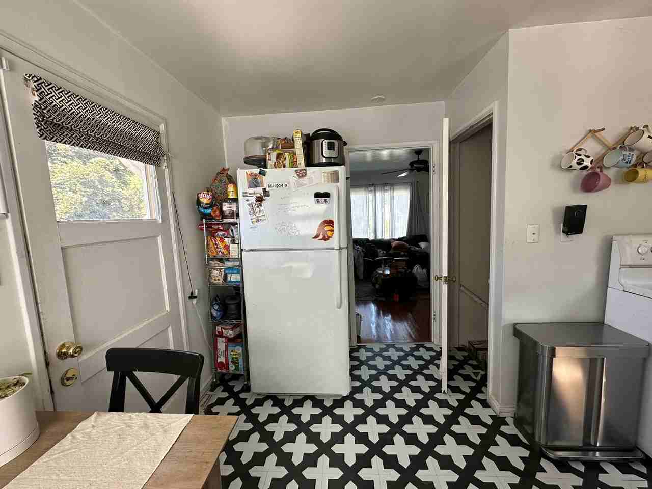 425 Utah Ave - Photo 5 of 25