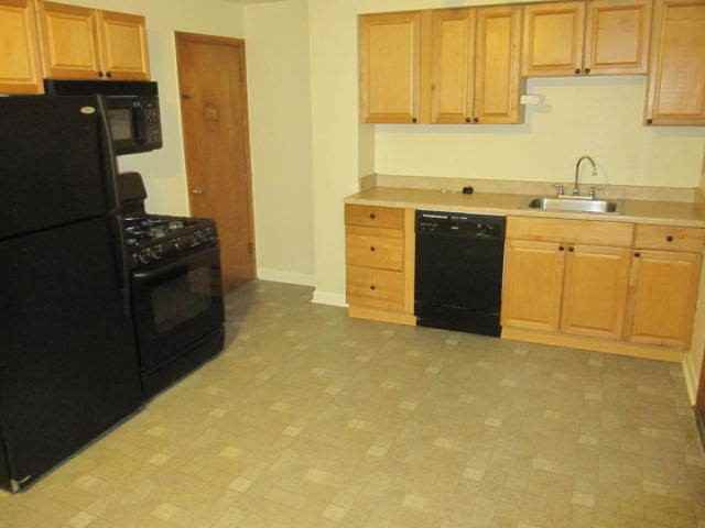 1701 Nevada St - Photo 3 of 12