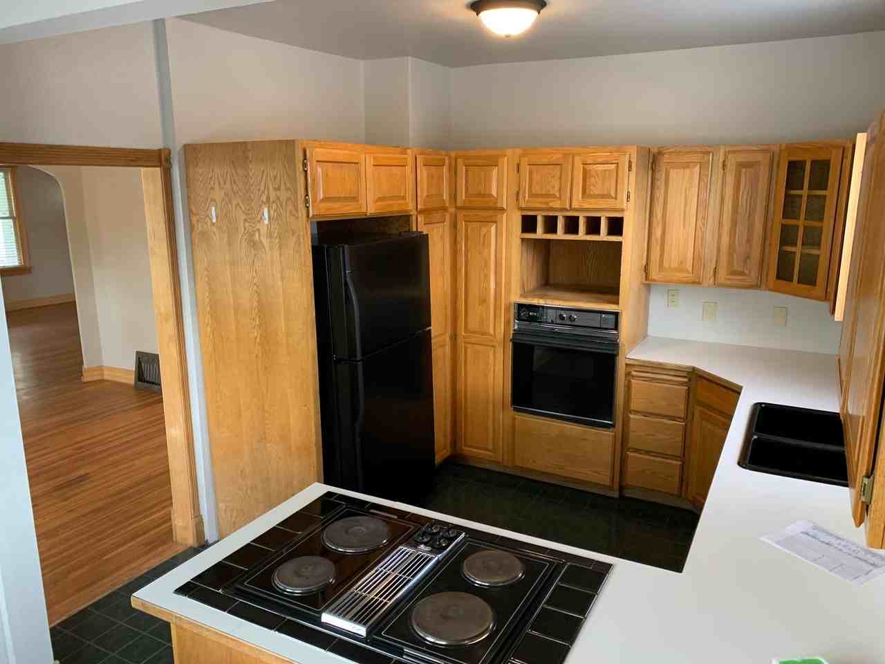 1004 E Ermina Ave - Photo 3 of 12