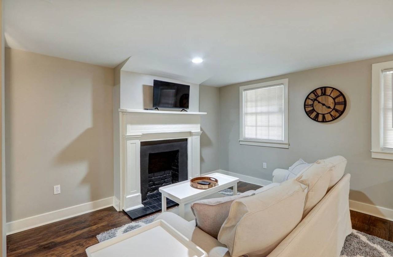 501 E Charlton St - Photo 4 of 9