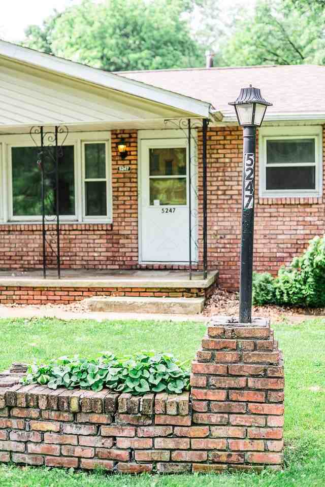 5247 Concord Ave - Photo 2 of 23