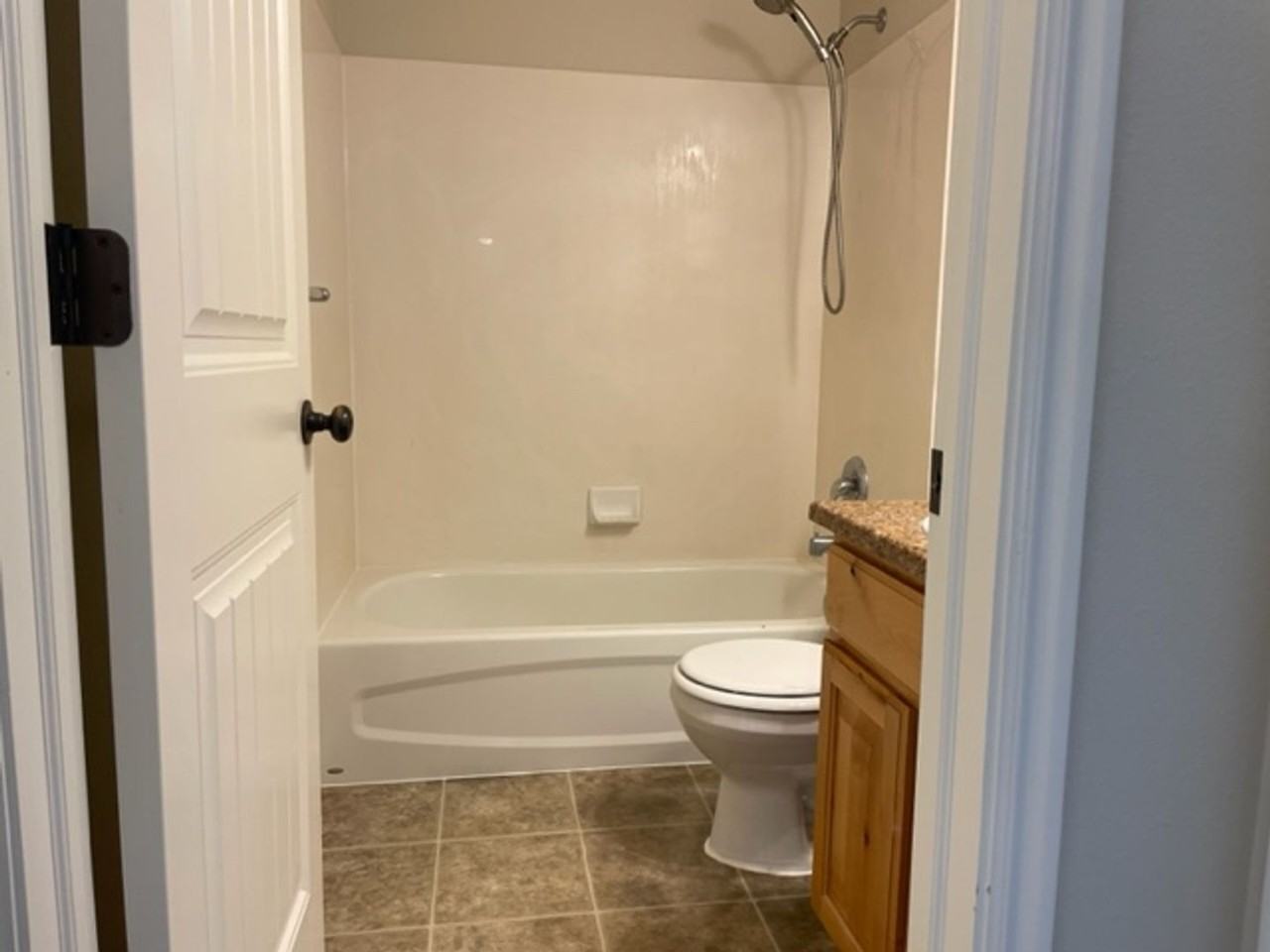 956 W 580 S - Photo 7 of 11