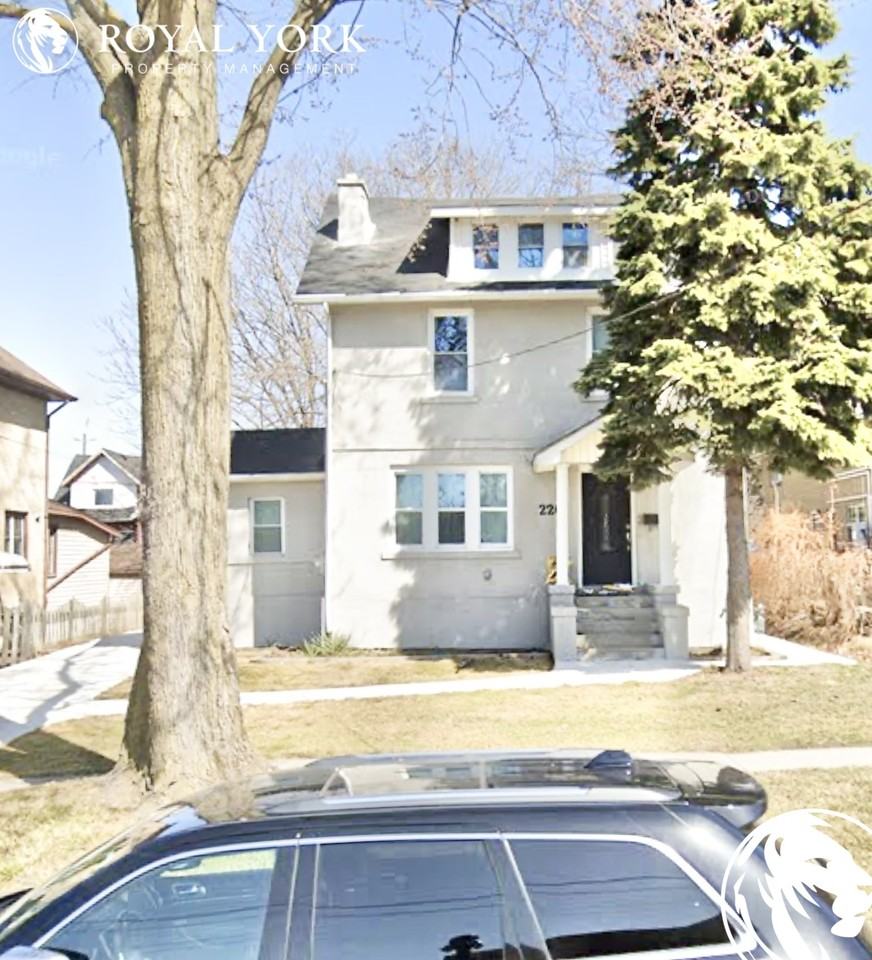 1220 Brock Street, Windsor, Ontario N9C 2S6 Apartments 220 Brock St