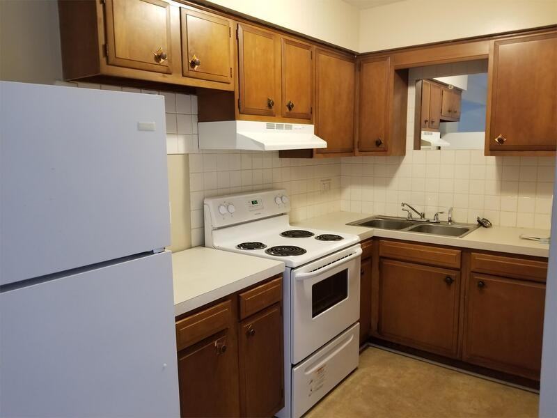 1245 Overbrook Rd - Photo 6 of 11