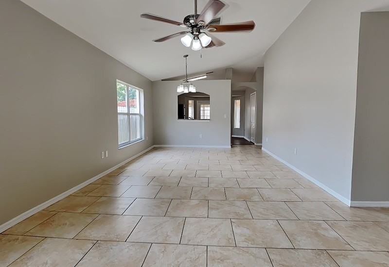 430 Maple Pointe Dr - Photo 7 of 22