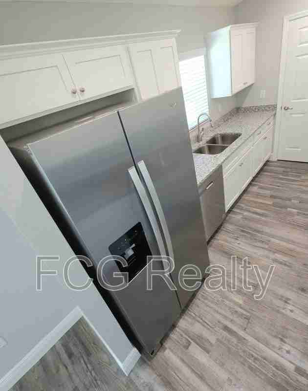 2330 W Juan Vega Ln - Photo 4 of 11