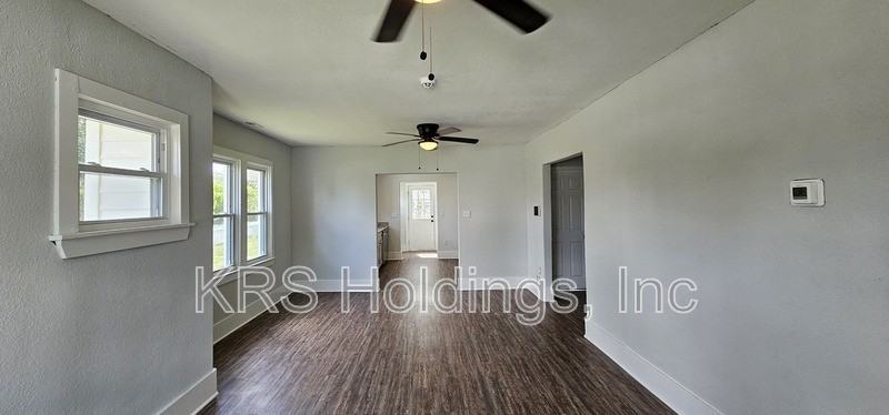 515 Powhatan Pkwy - Photo 4 of 13