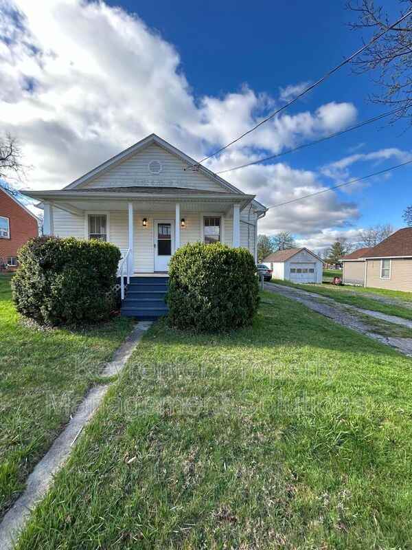 338 Mary Gray Ln - Photo 2 of 21