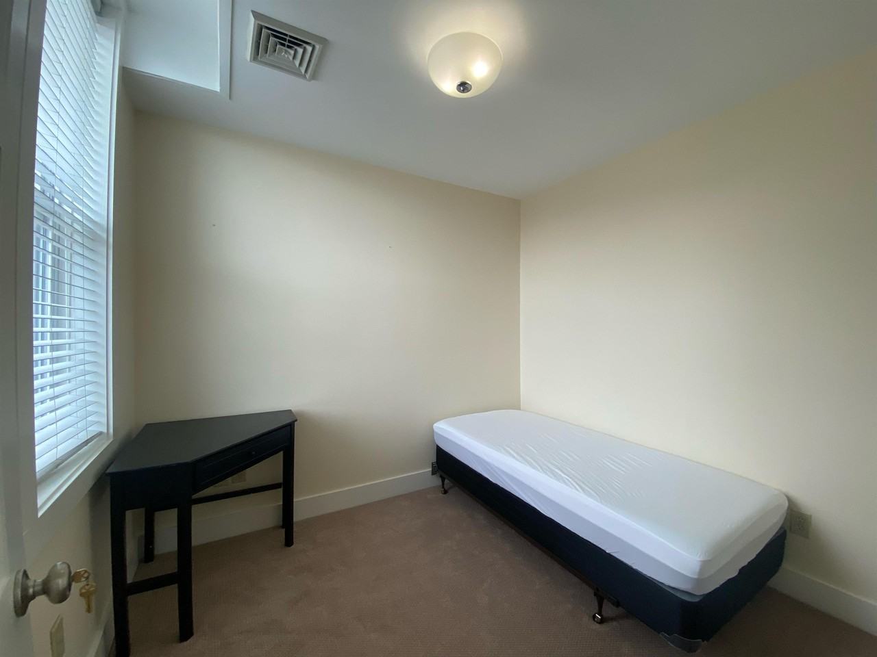 198 Hoosick Street - Photo 6 of 9