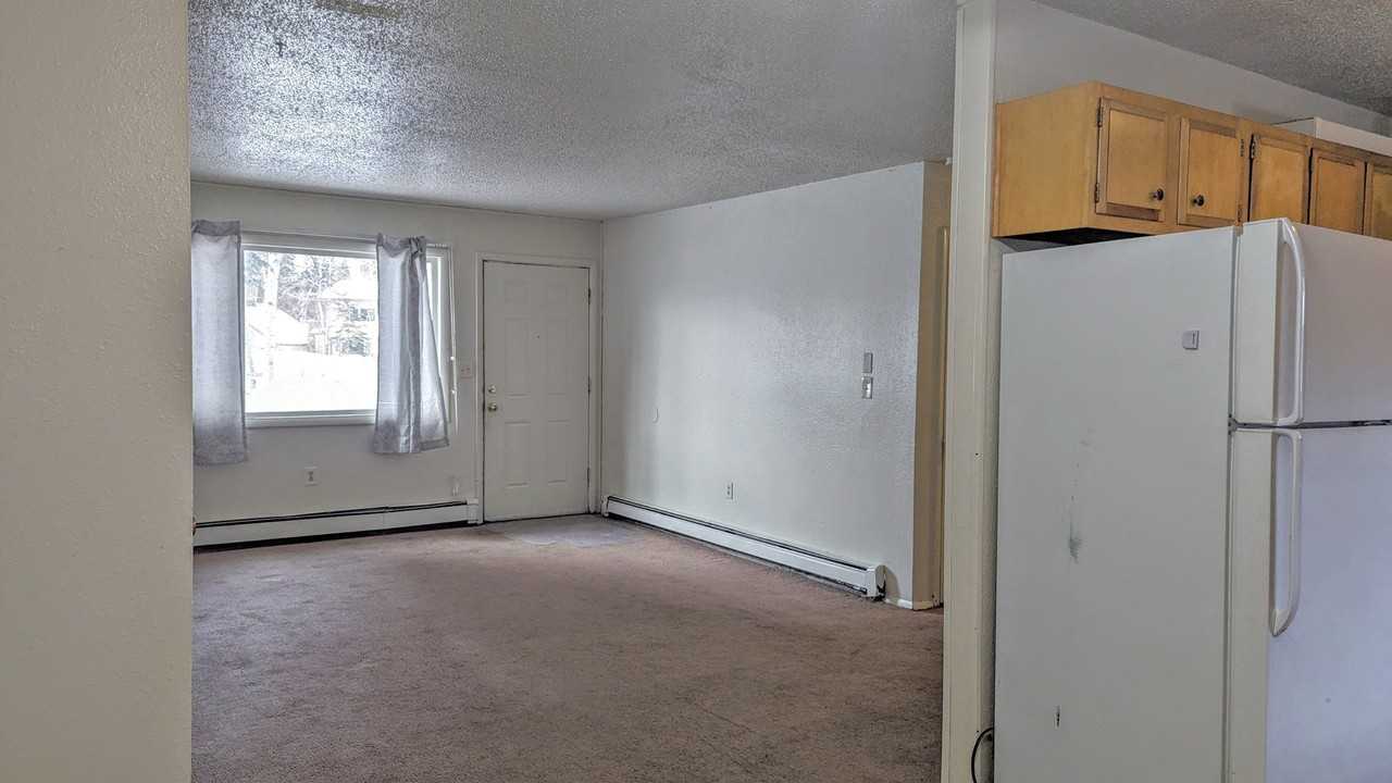 151 Hamilton Avenue - Photo 3 of 12