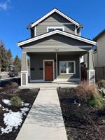 featured image of 752 Nw Ogden Ave