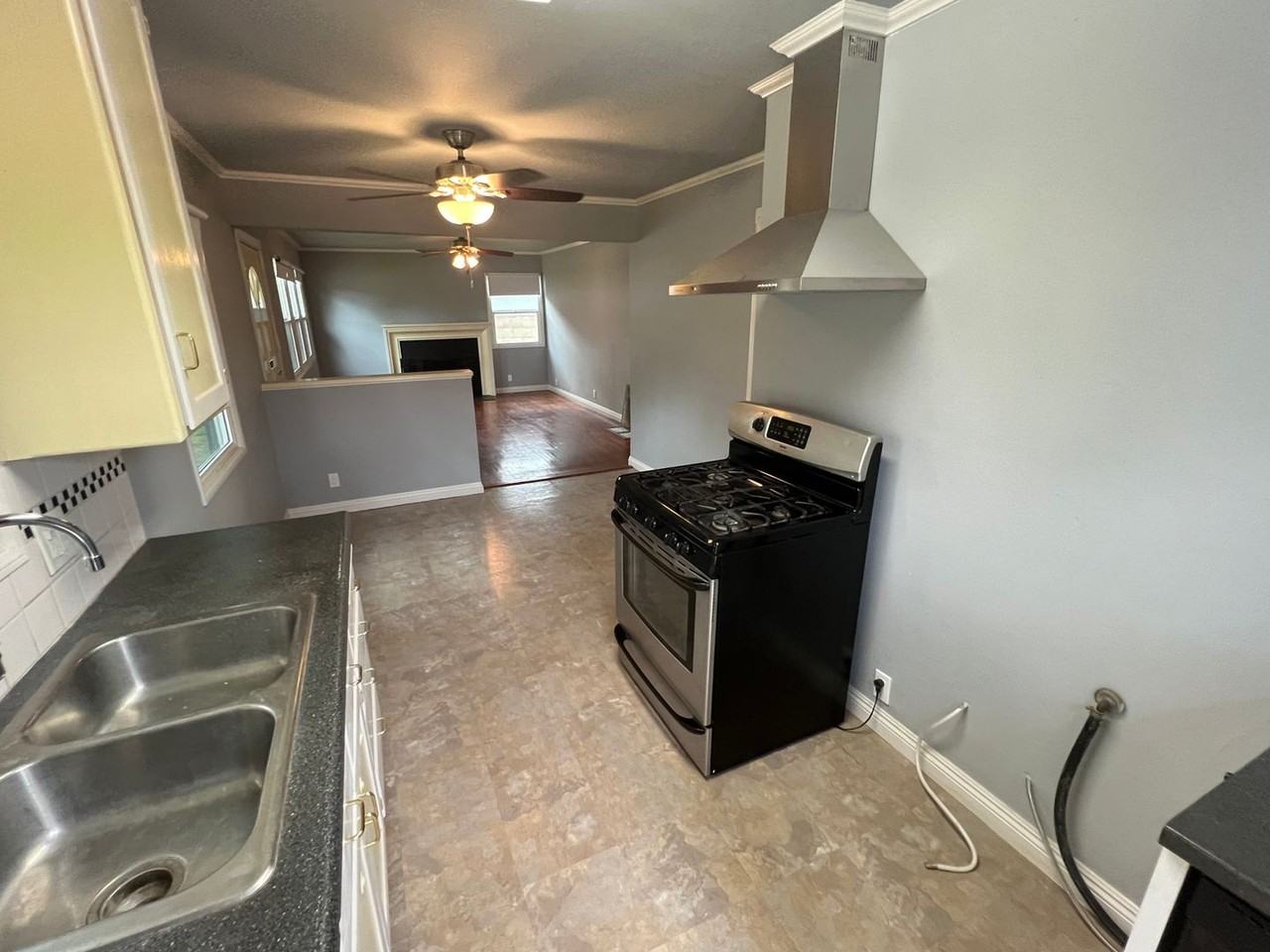 460 S Alpine Rd - Photo 5 of 17