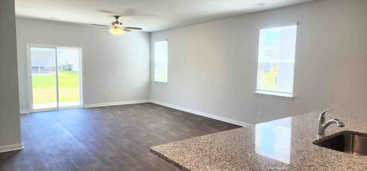 932 Woodside Creek Ln - Photo 4 of 18