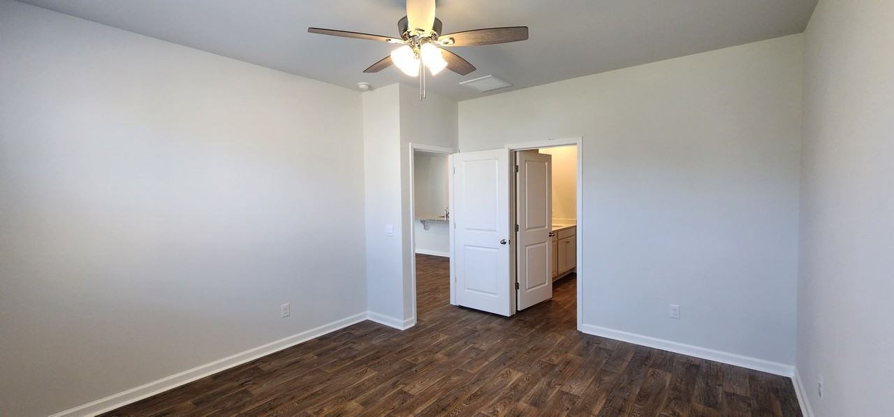 932 Woodside Creek Ln - Photo 7 of 18