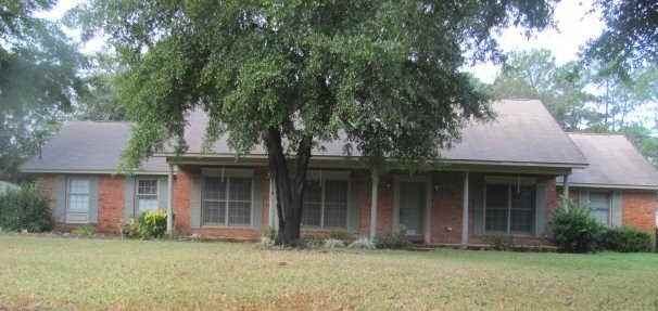 2355 Foxworth Dr - Photo 3 of 23