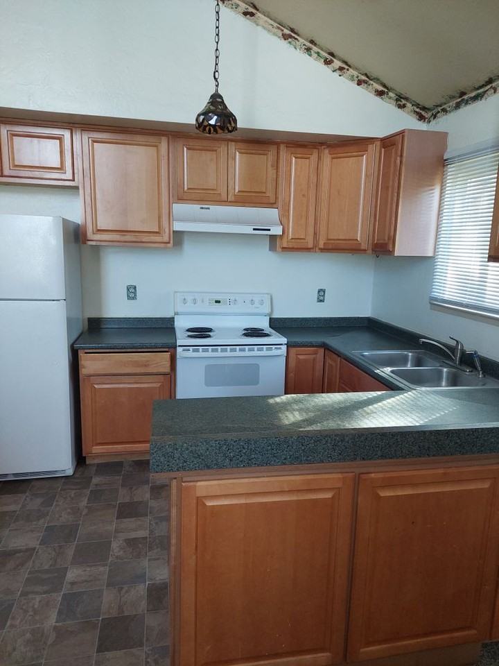 FA168-Szajner - Photo 2 of 22