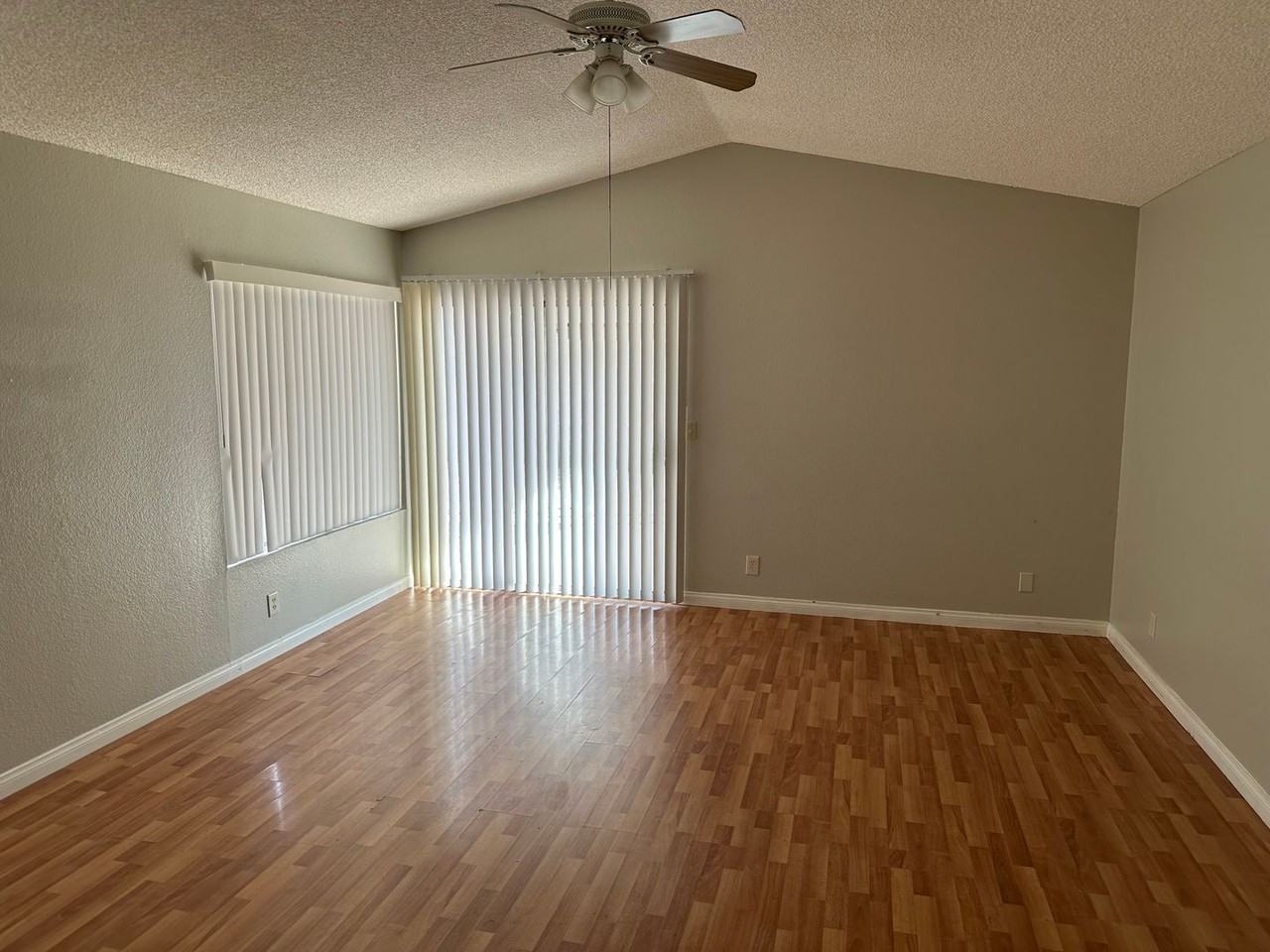 6841 Arroyo Ave - Photo 2 of 17