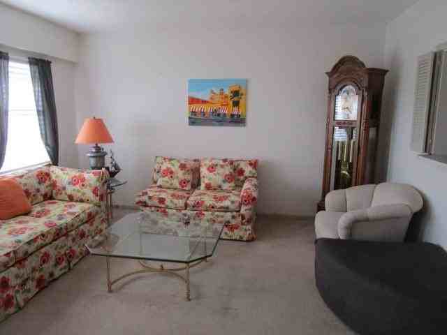 324 Mansfield Drive - Photo 3 of 5
