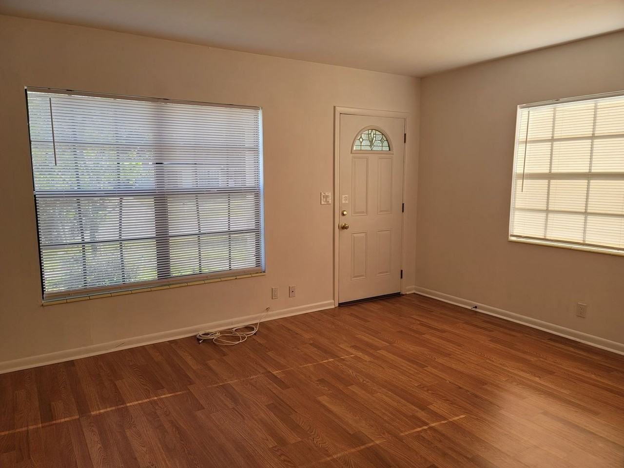 7018 Baywood Dr - Photo 3 of 18