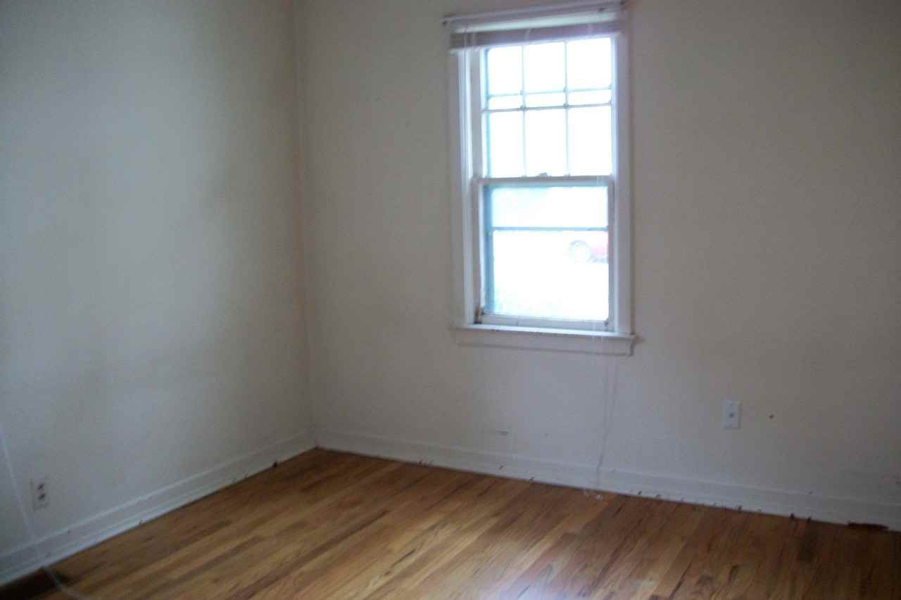 1902 Cheyenne Pl - Photo 4 of 10