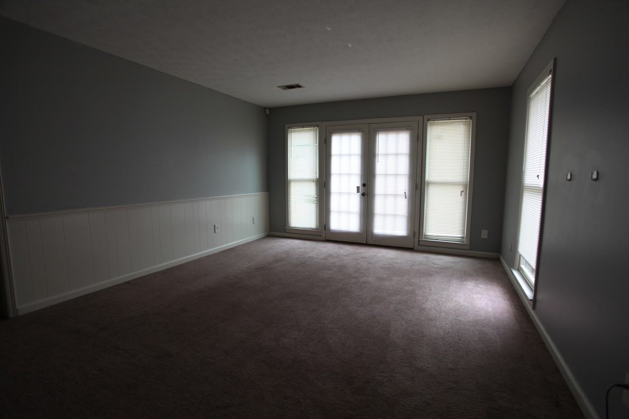 566 Pride Ave - Photo 7 of 7