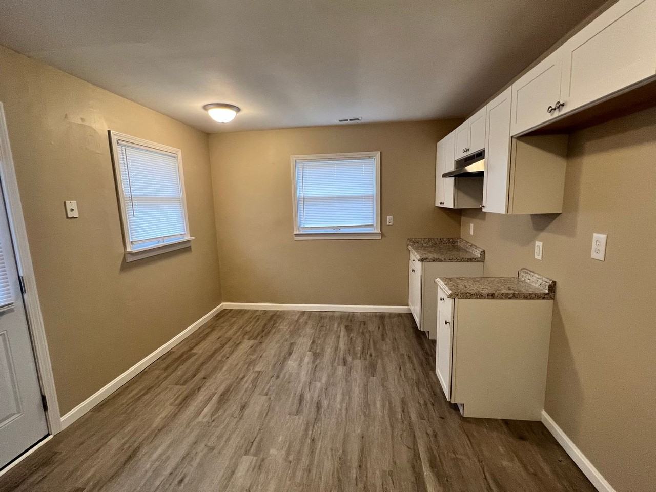 6115 Red Spruce Dr - Photo 4 of 11