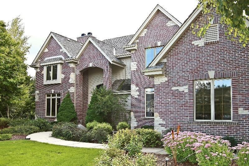 1701 Juniper Way - Photo 2 of 25