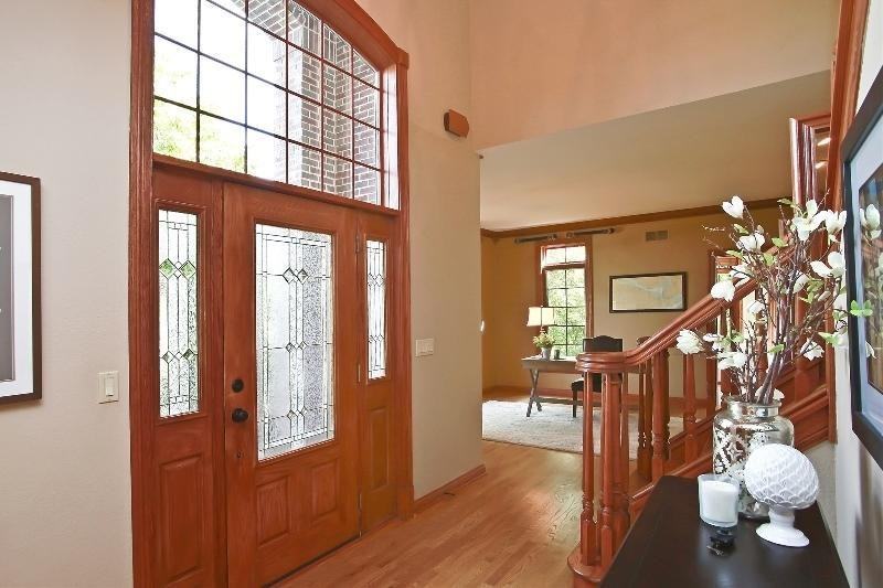 1701 Juniper Way - Photo 3 of 25