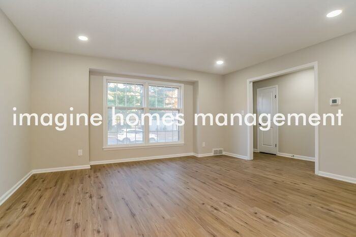 9807 W 99th Pl - Photo 3 of 17