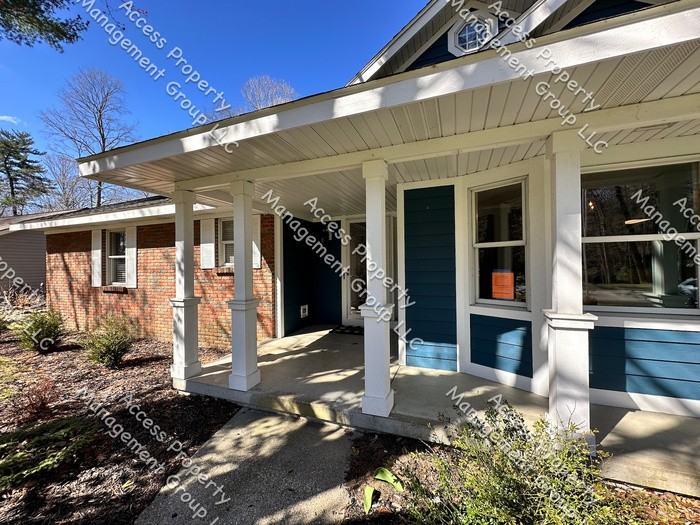 3224 Riverwoods Dr Ne - Photo 2 of 50